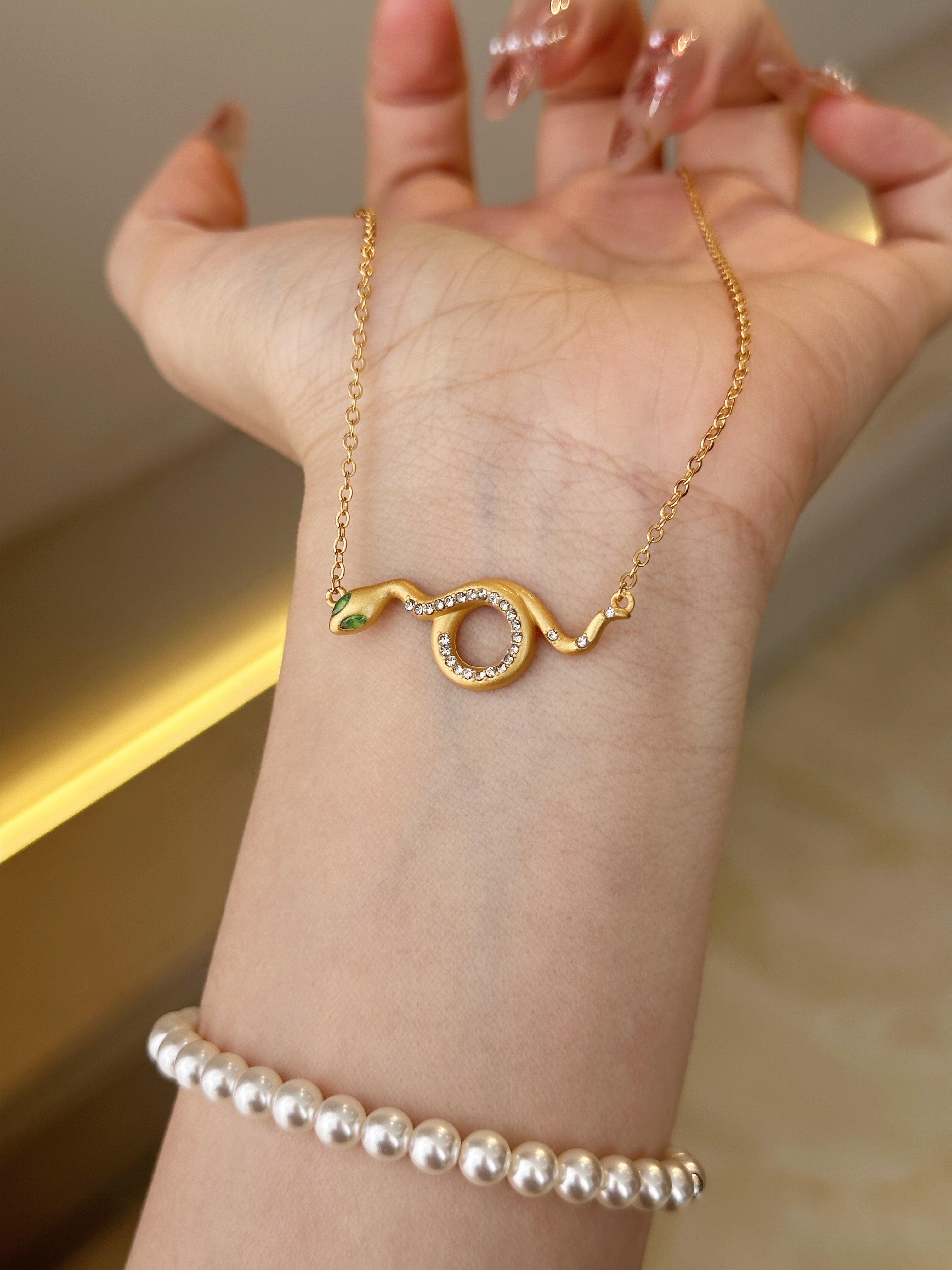 Blue Eye Snake Necklace for Women Retro New Chinese Style Choker