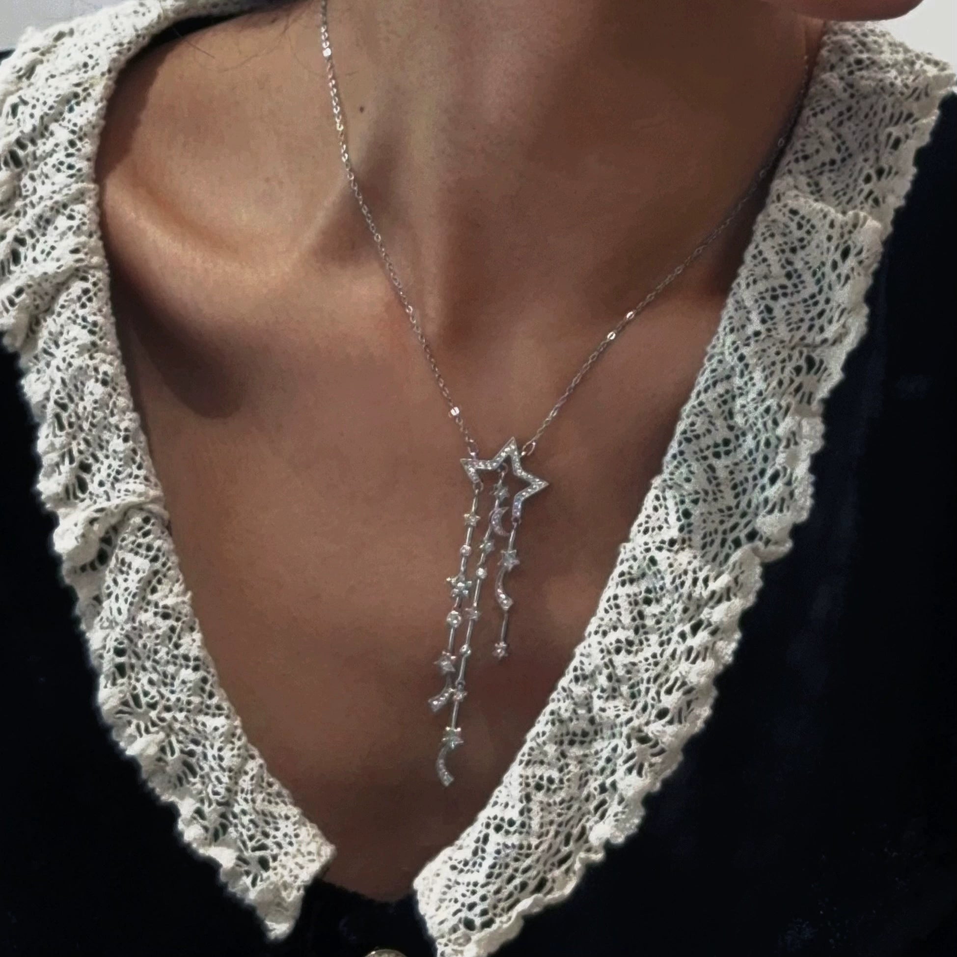 Comet tassel necklace light luxury high-end design sense niche collarbone chain 2024 new femininity neck chain jewelry