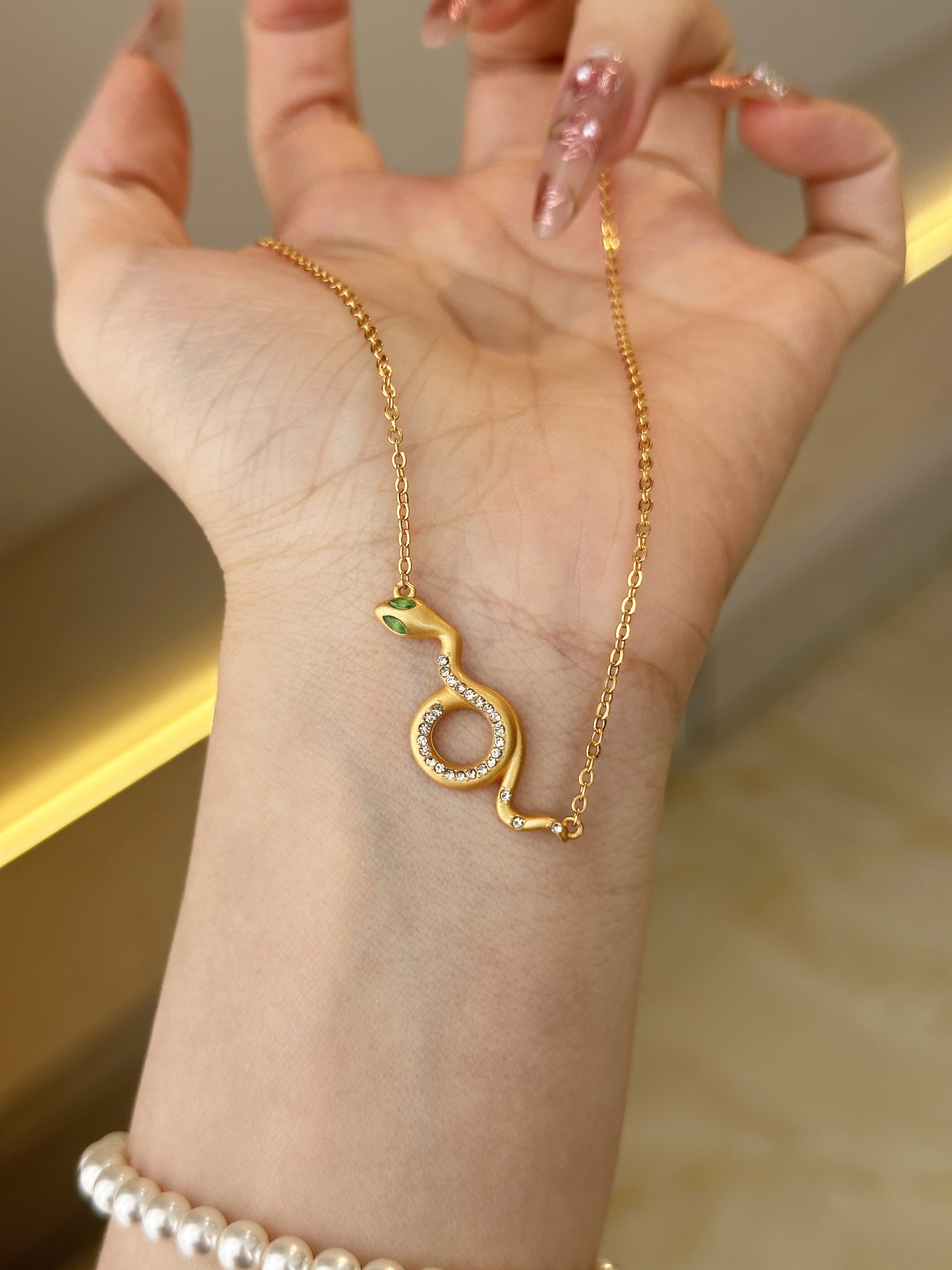 Blue Eye Snake Necklace for Women Retro New Chinese Style Choker