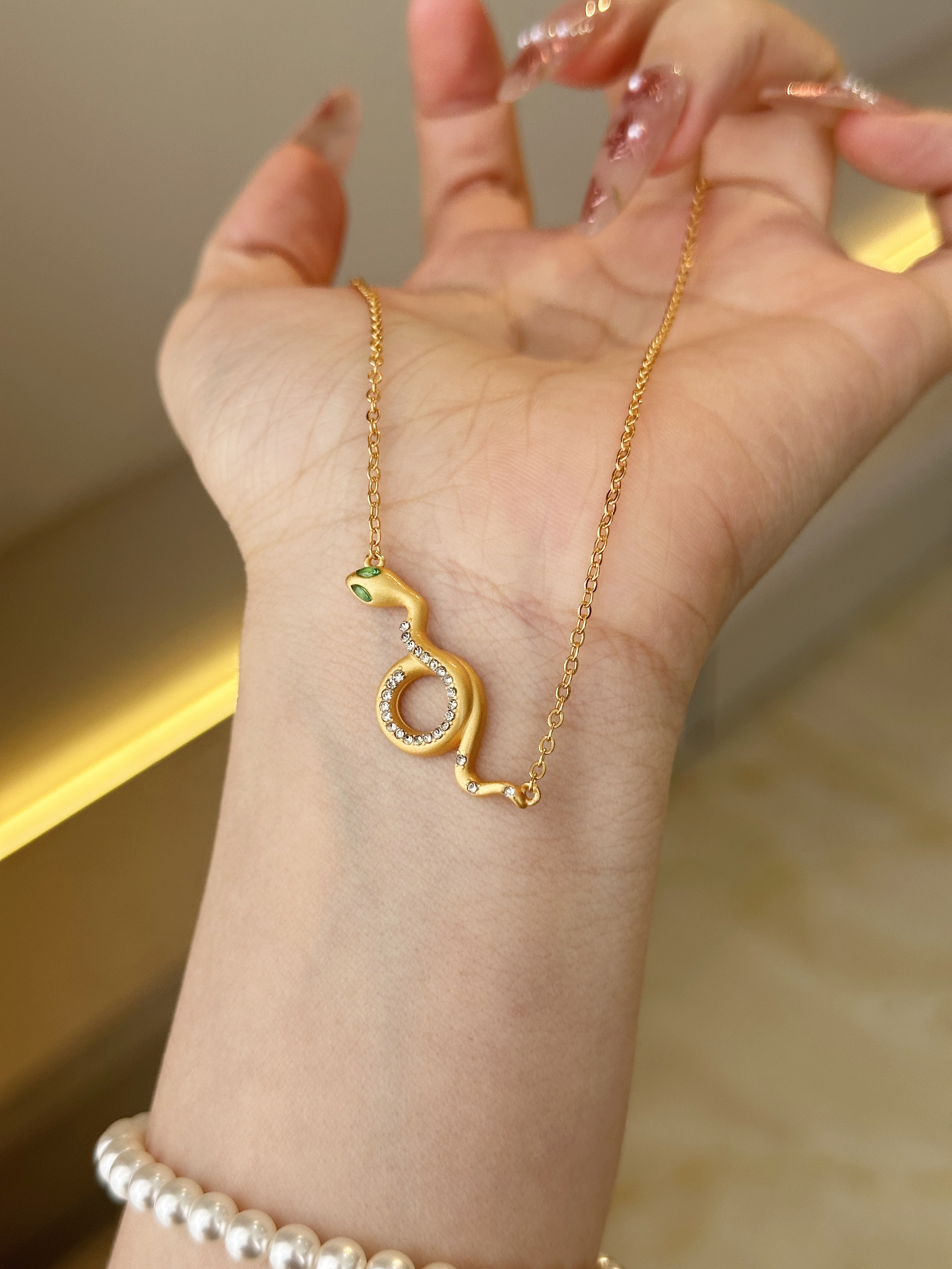 Blue Eye Snake Necklace for Women Retro New Chinese Style Choker